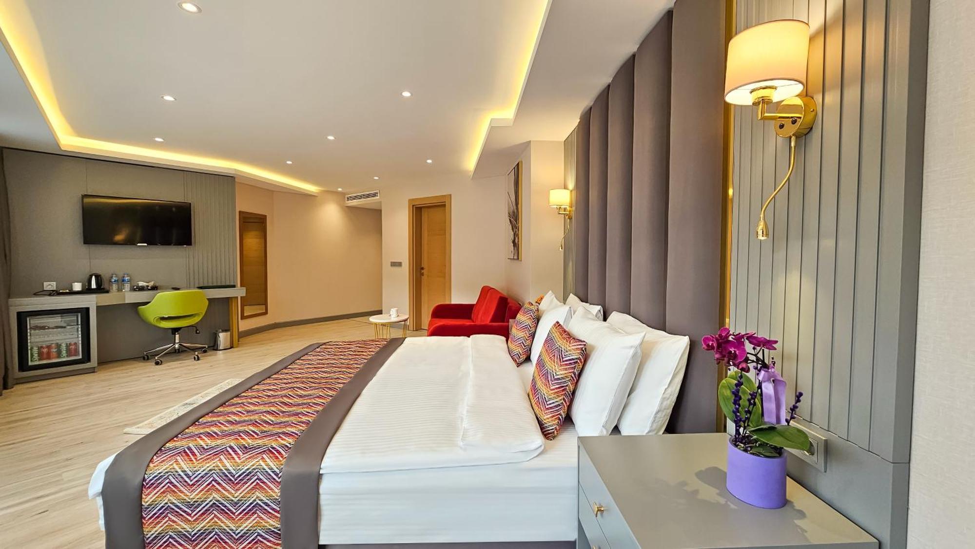 The Kuelsuemz Hotel อิสตันบูล ภายนอก รูปภาพ