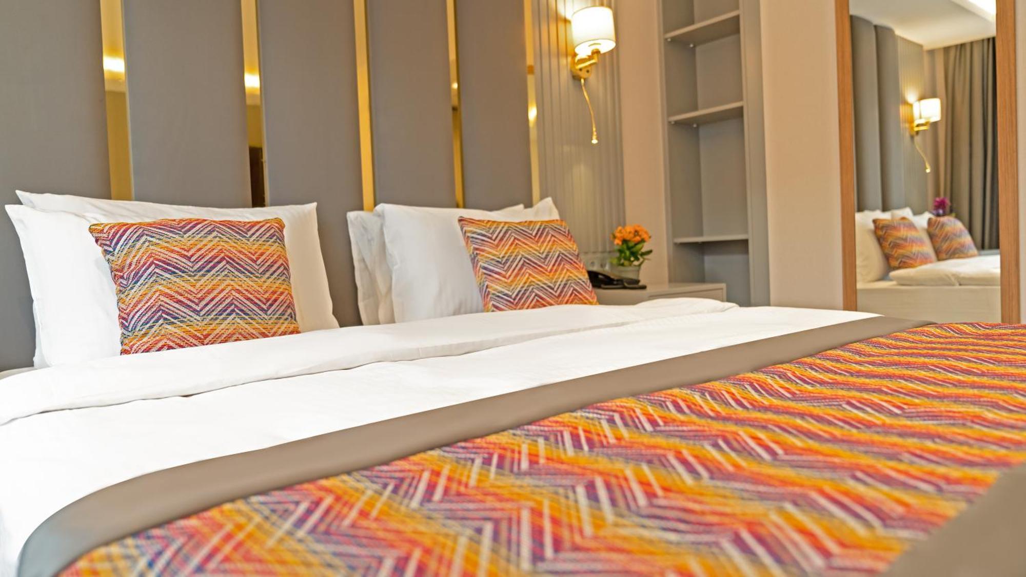 The Kuelsuemz Hotel อิสตันบูล ภายนอก รูปภาพ